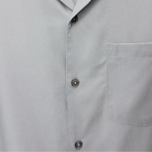 Vuori Classic Gray Short Sleeve Button Down Shirt Coastal Athletic Men's S - Picture 4 of 12